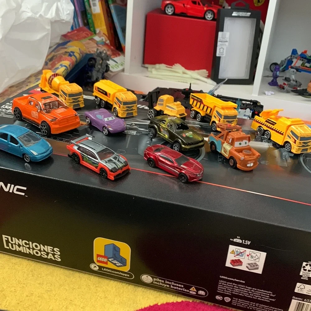 13 Toy Cars